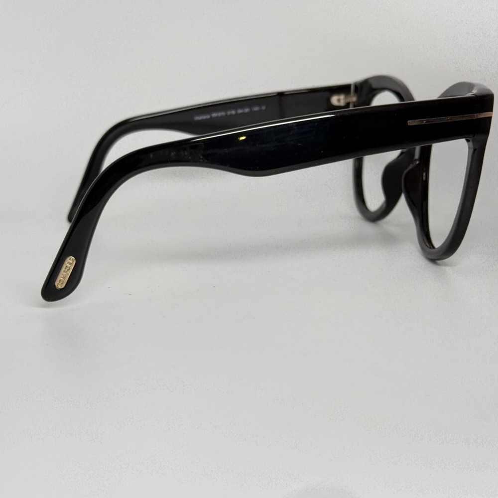 Tom Ford Wallace TF870 01B Black Cat Eye Sunglasses Made in Italy 54-20-140 - Picture 4 of 7